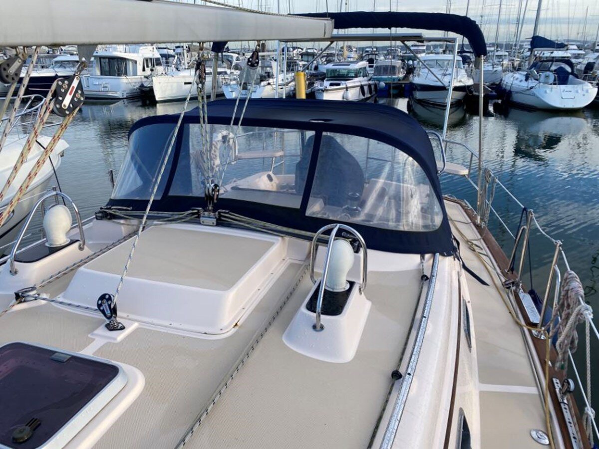 2004-island-packet-yachts-37-10-88c88e