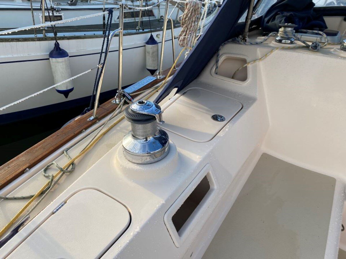 2004-island-packet-yachts-37-10-88c88e