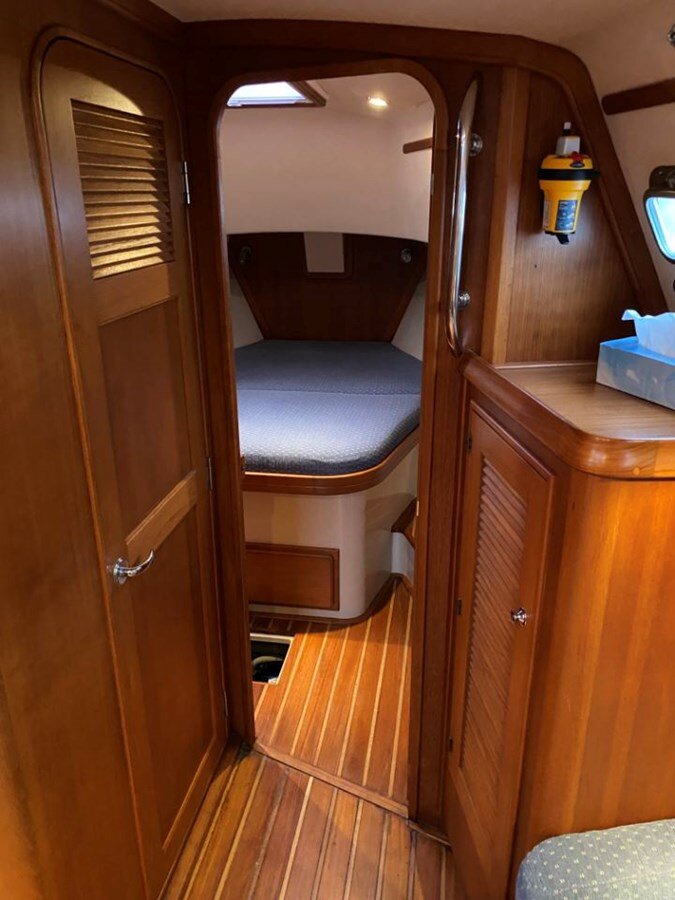 2004-island-packet-yachts-37-10-88c88e