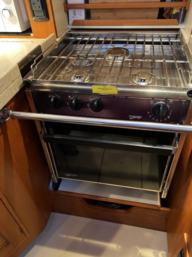 2004-island-packet-yachts-37-10-88c88e