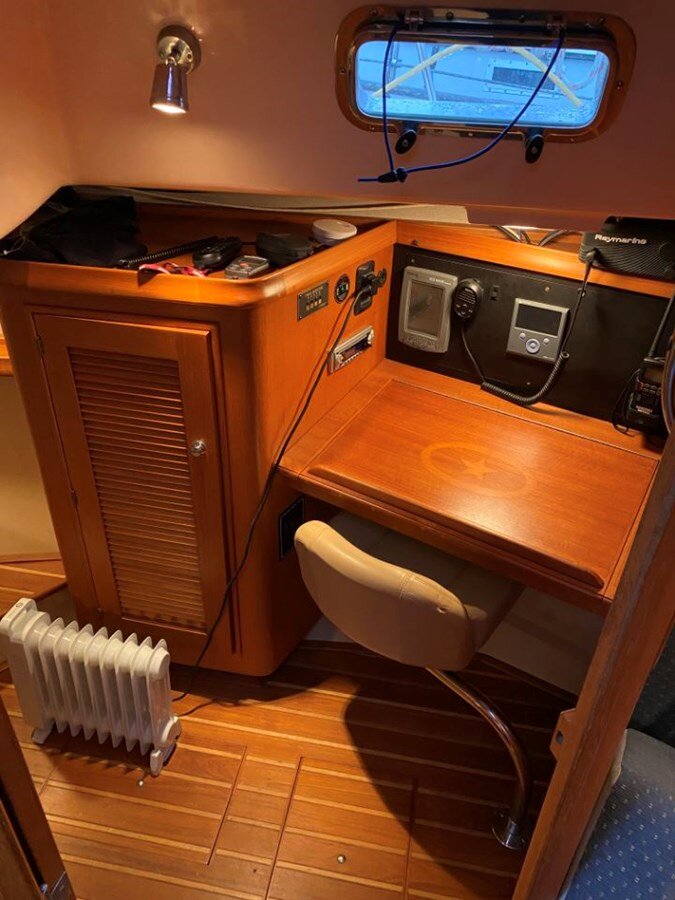 2004-island-packet-yachts-37-10-88c88e