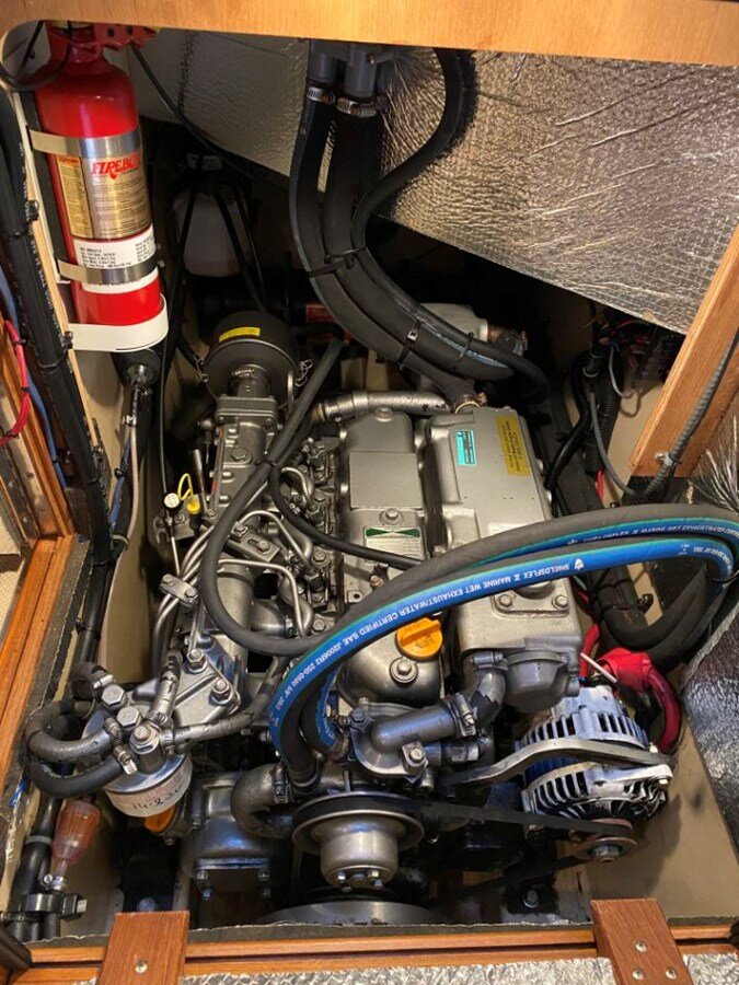 2004-island-packet-yachts-37-10-88c88e