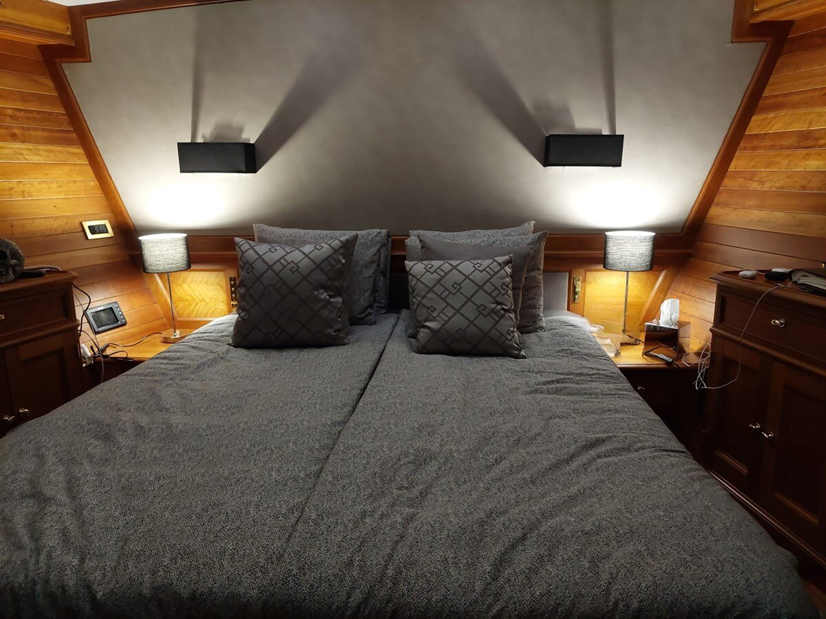 2004-jmv-98-6-5c0b29