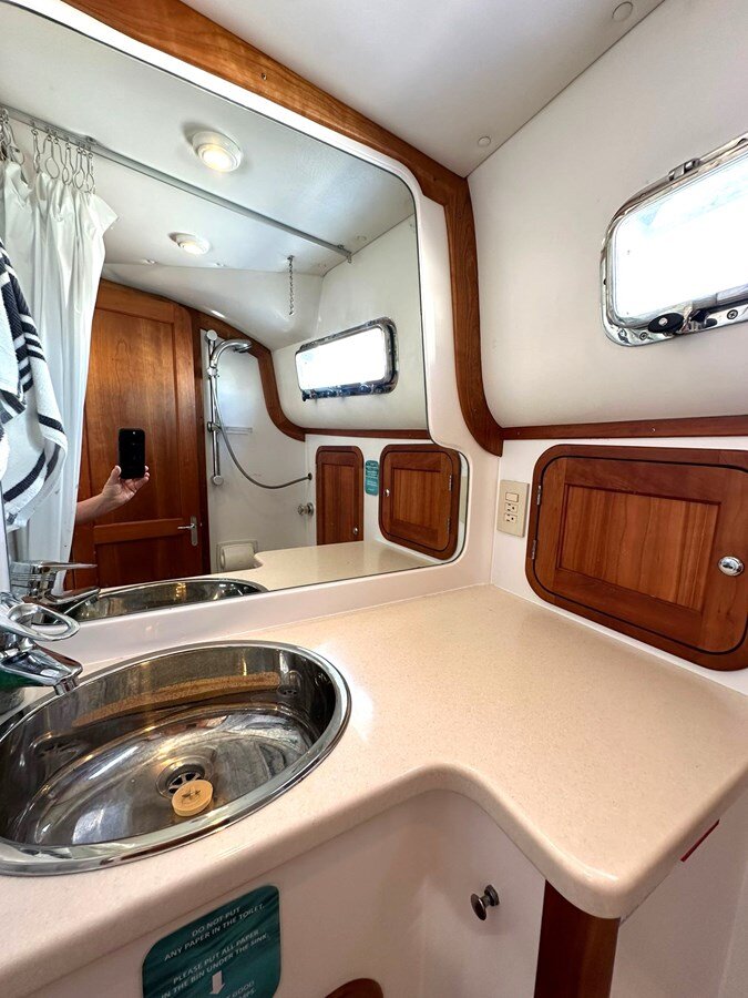 2004-legacy-34-11285a