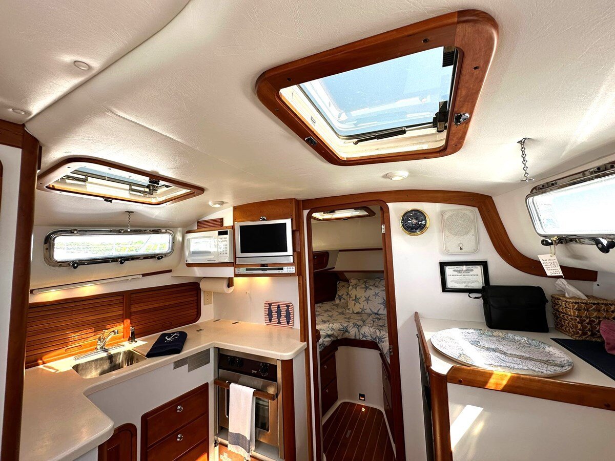 2004-legacy-34-11285a