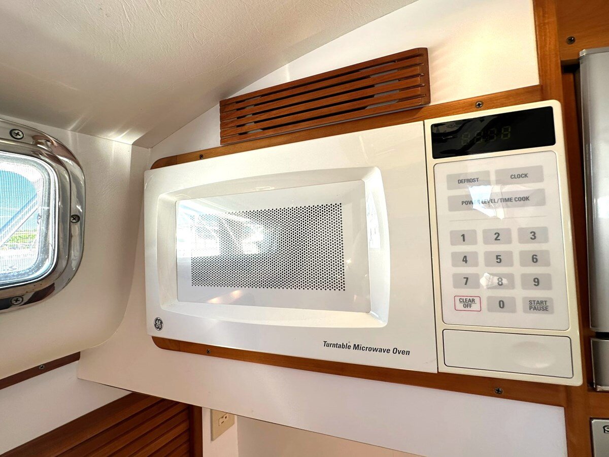 2004-legacy-34-11285a