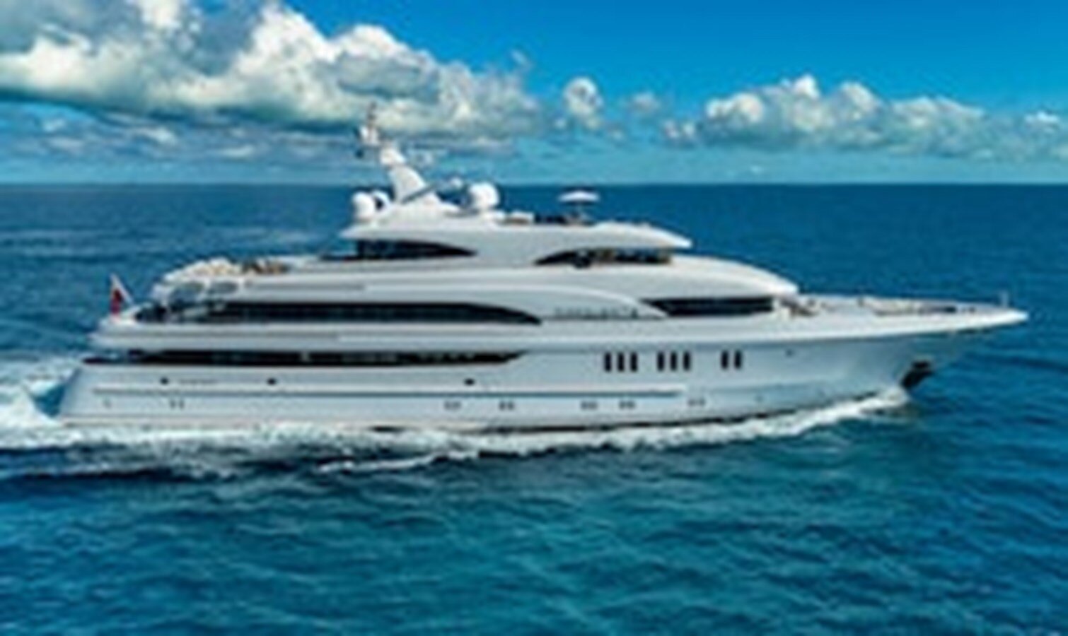 2004 LURSSEN 201'