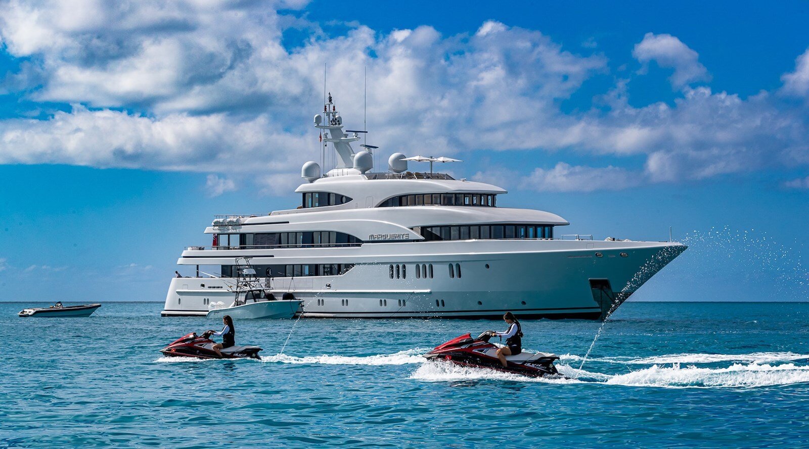 2004 LURSSEN 201'