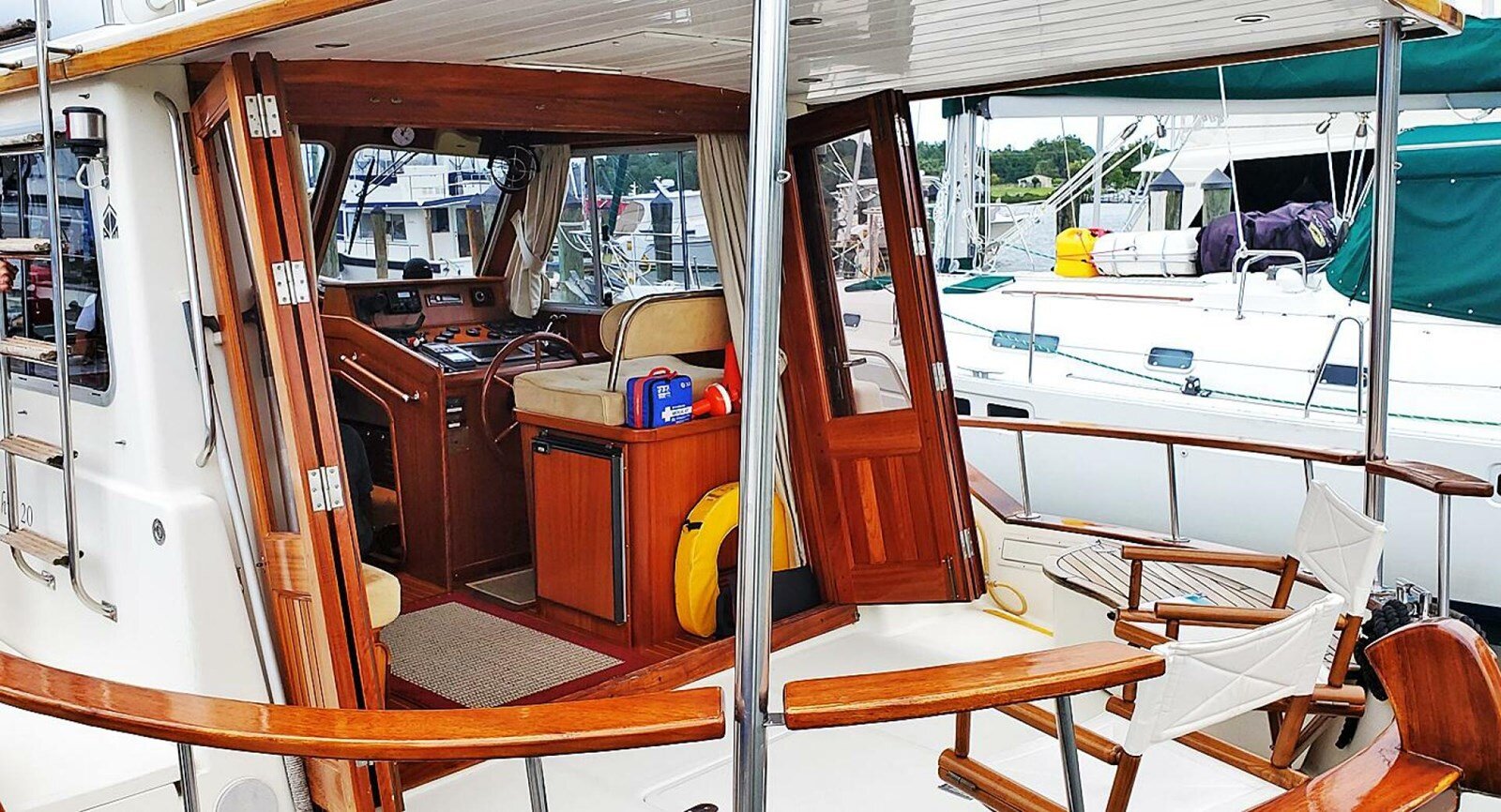 2004-menorquin-40-11-4cdf69