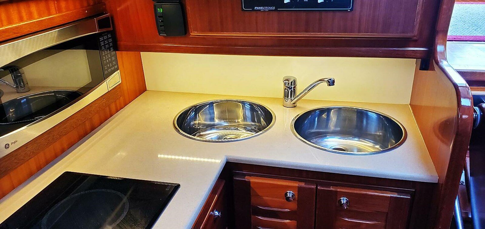 2004-menorquin-40-11-4cdf69