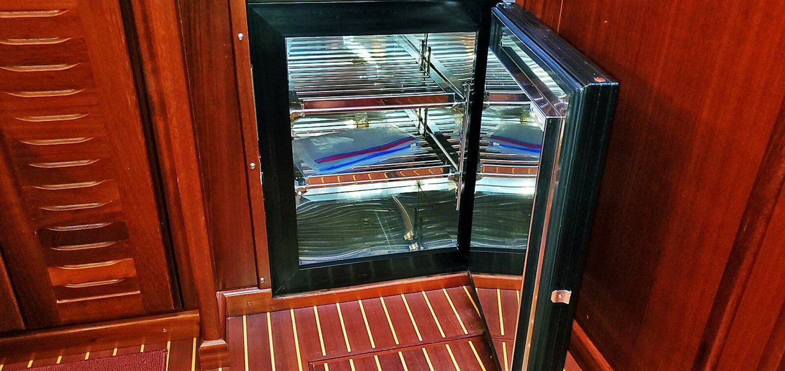 2004-menorquin-40-11-4cdf69