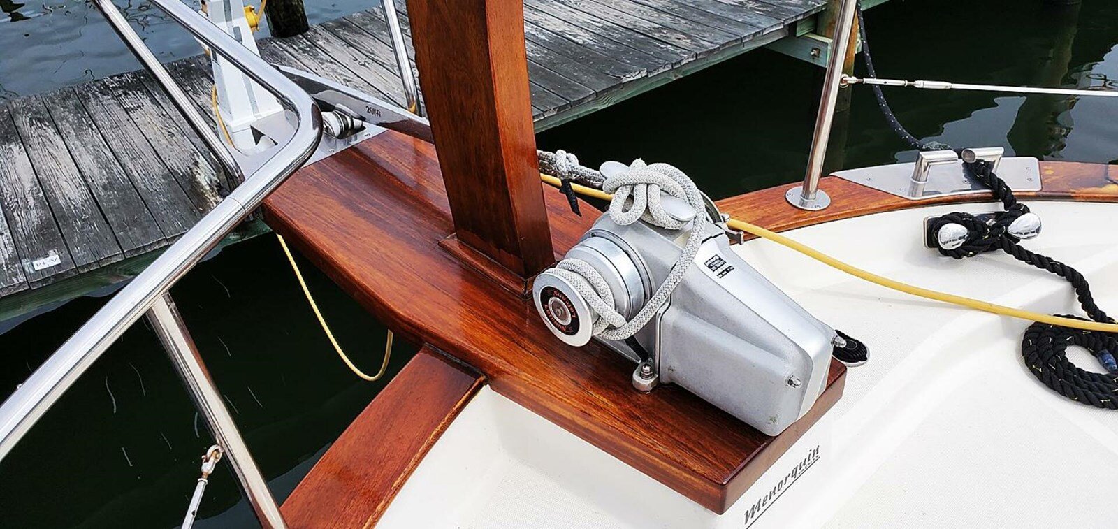 2004-menorquin-40-11-4cdf69