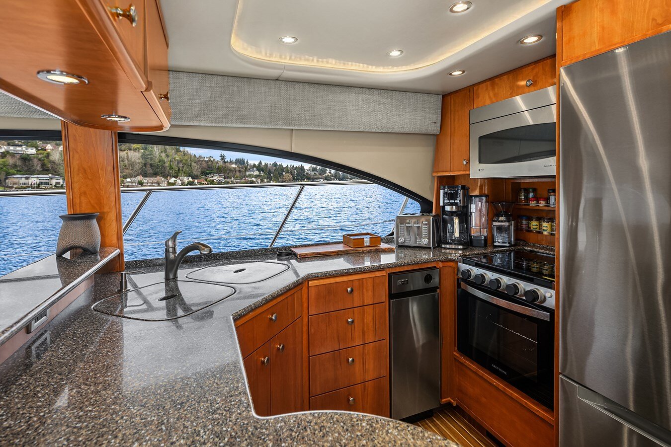 2004-meridian-58-548e6e