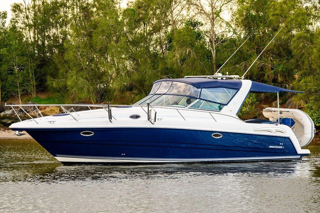 2004-mustang-38-f02909