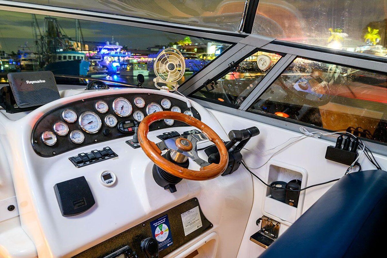 2004-mustang-38-f02909