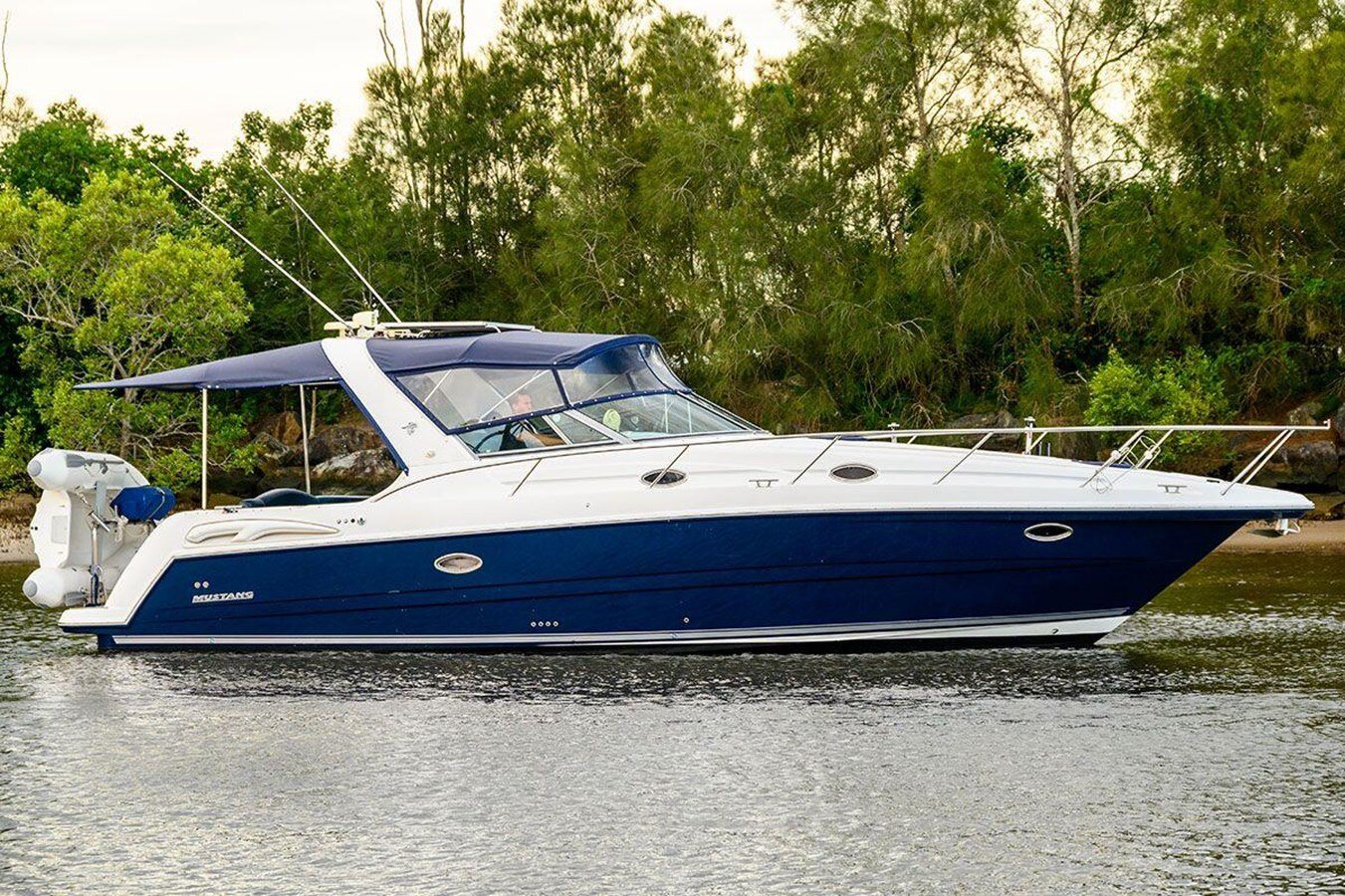 2004-mustang-38-f02909