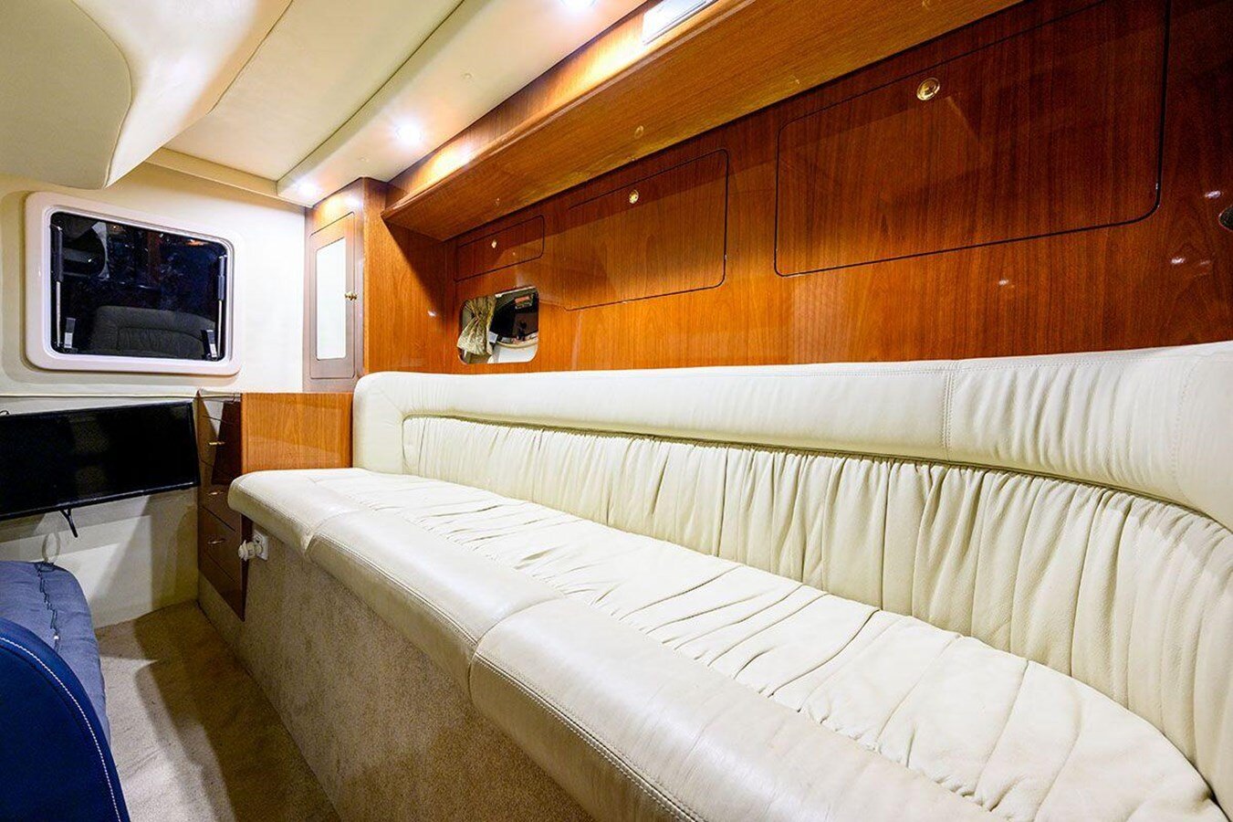 2004-mustang-38-f02909