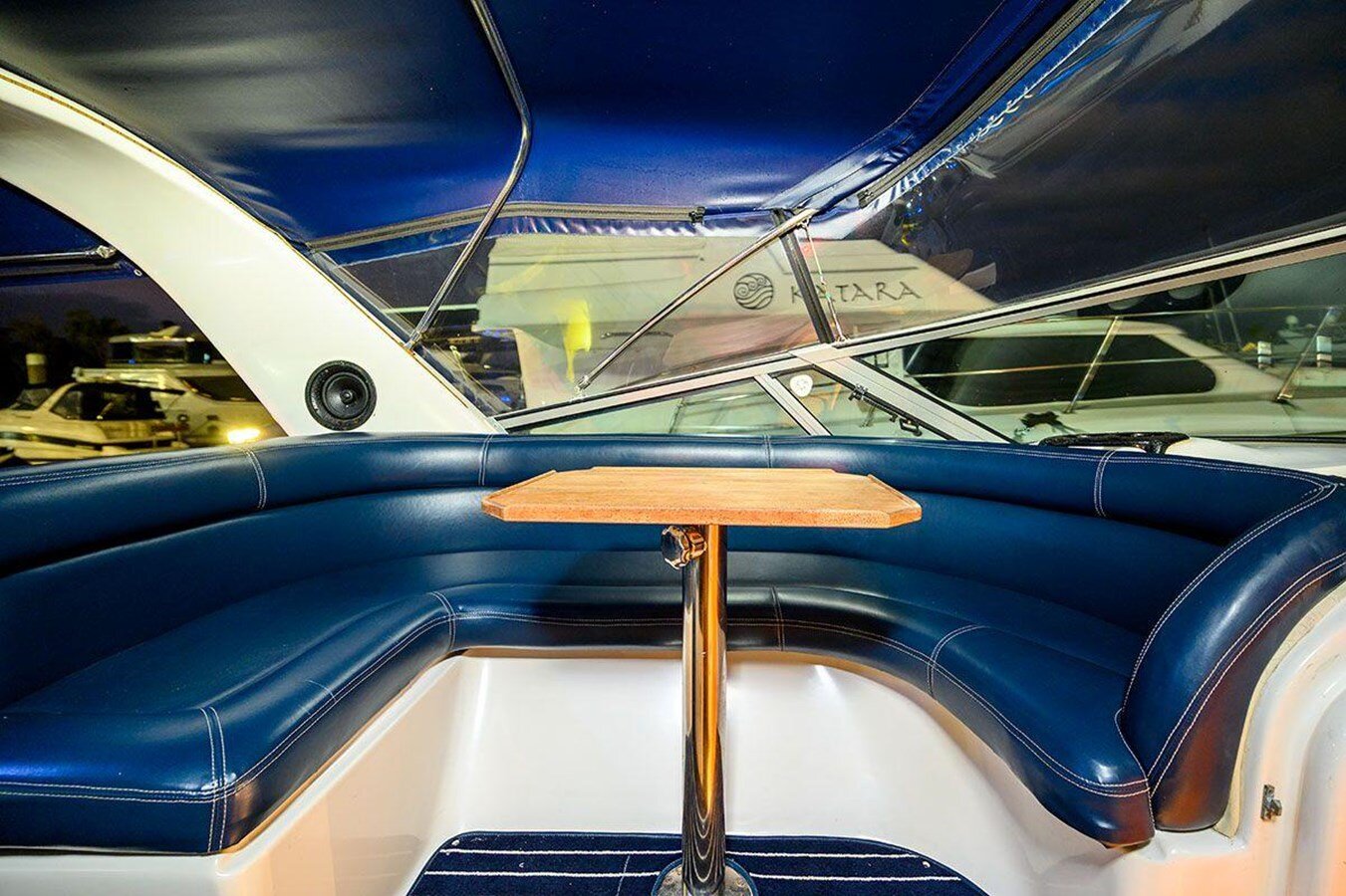 2004-mustang-38-f02909