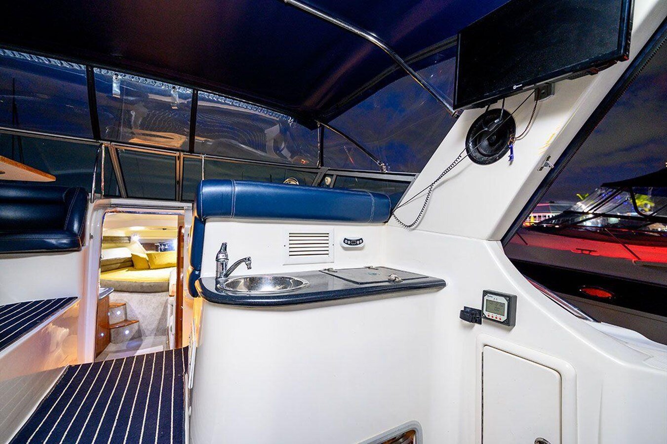 2004-mustang-38-f02909