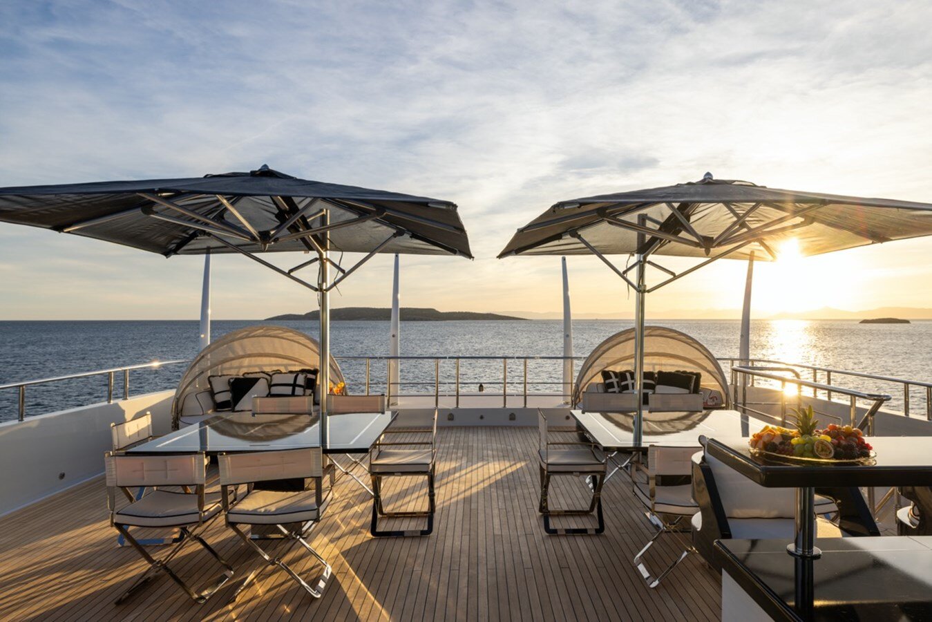 2004-oceanco-196-11-c2ff95