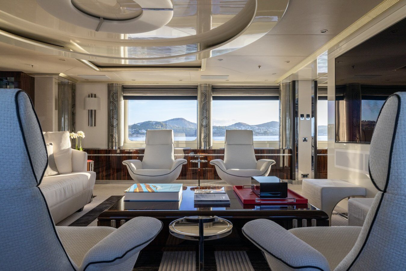 2004-oceanco-196-11-c2ff95