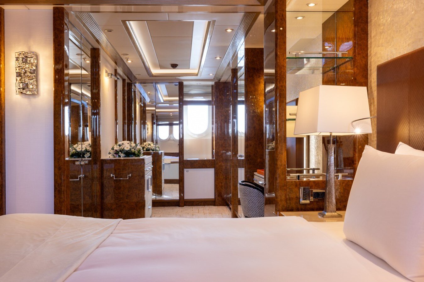 2004-oceanco-196-11-c2ff95