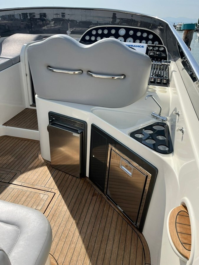 2004-performance-marine-46-3f7637