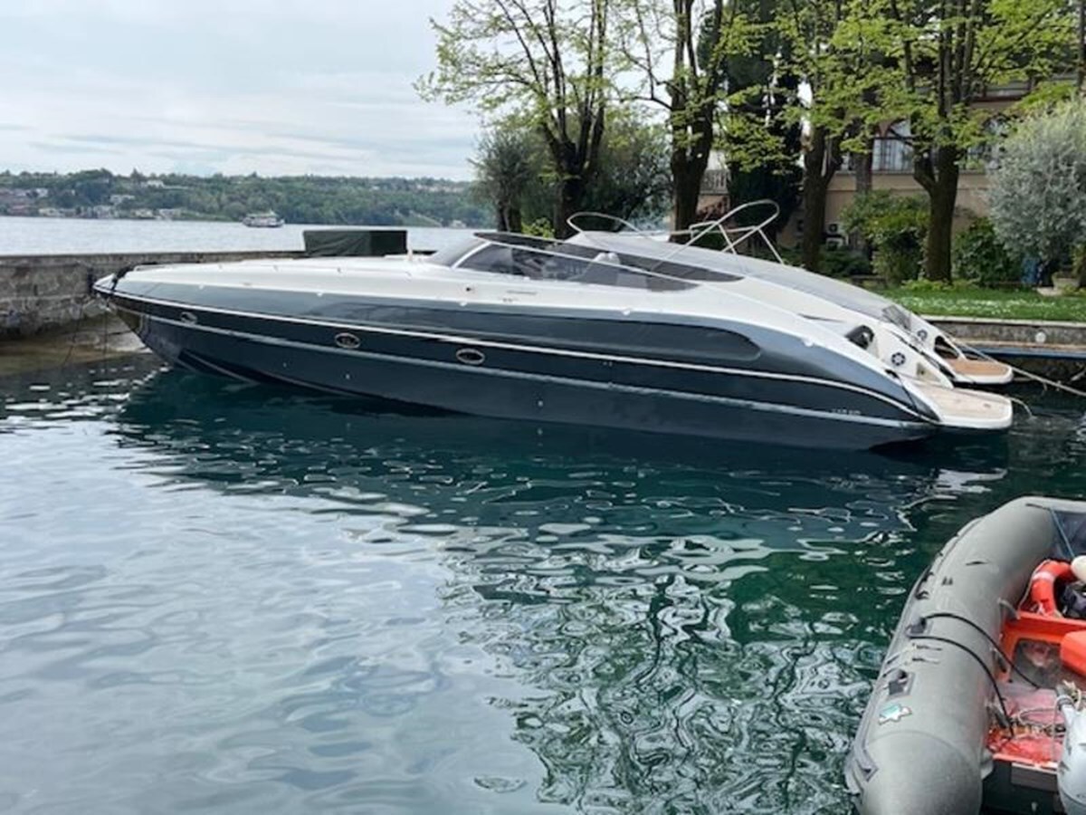 2004-performance-marine-46-3f7637