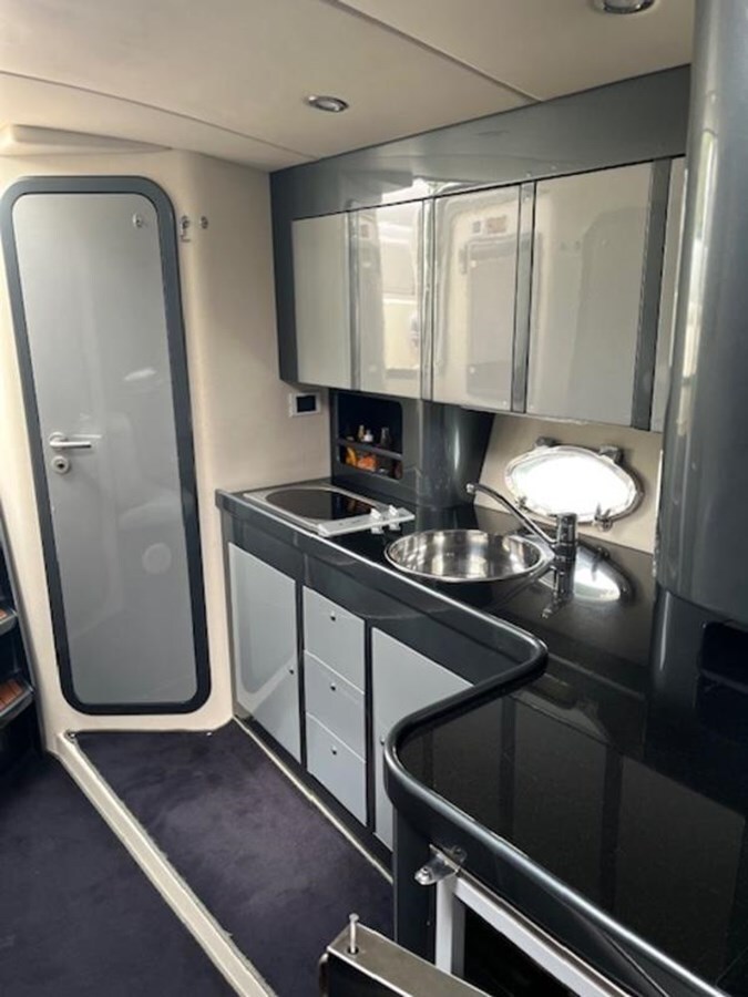 2004-performance-marine-46-3f7637