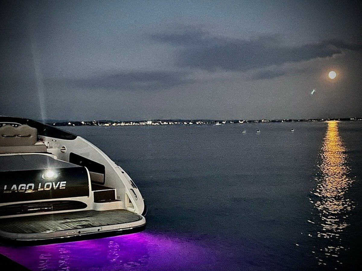 2004-performance-marine-46-3f7637