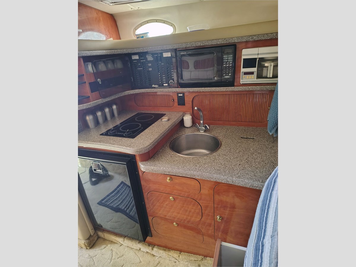 2004-rinker-37-1-6066f5