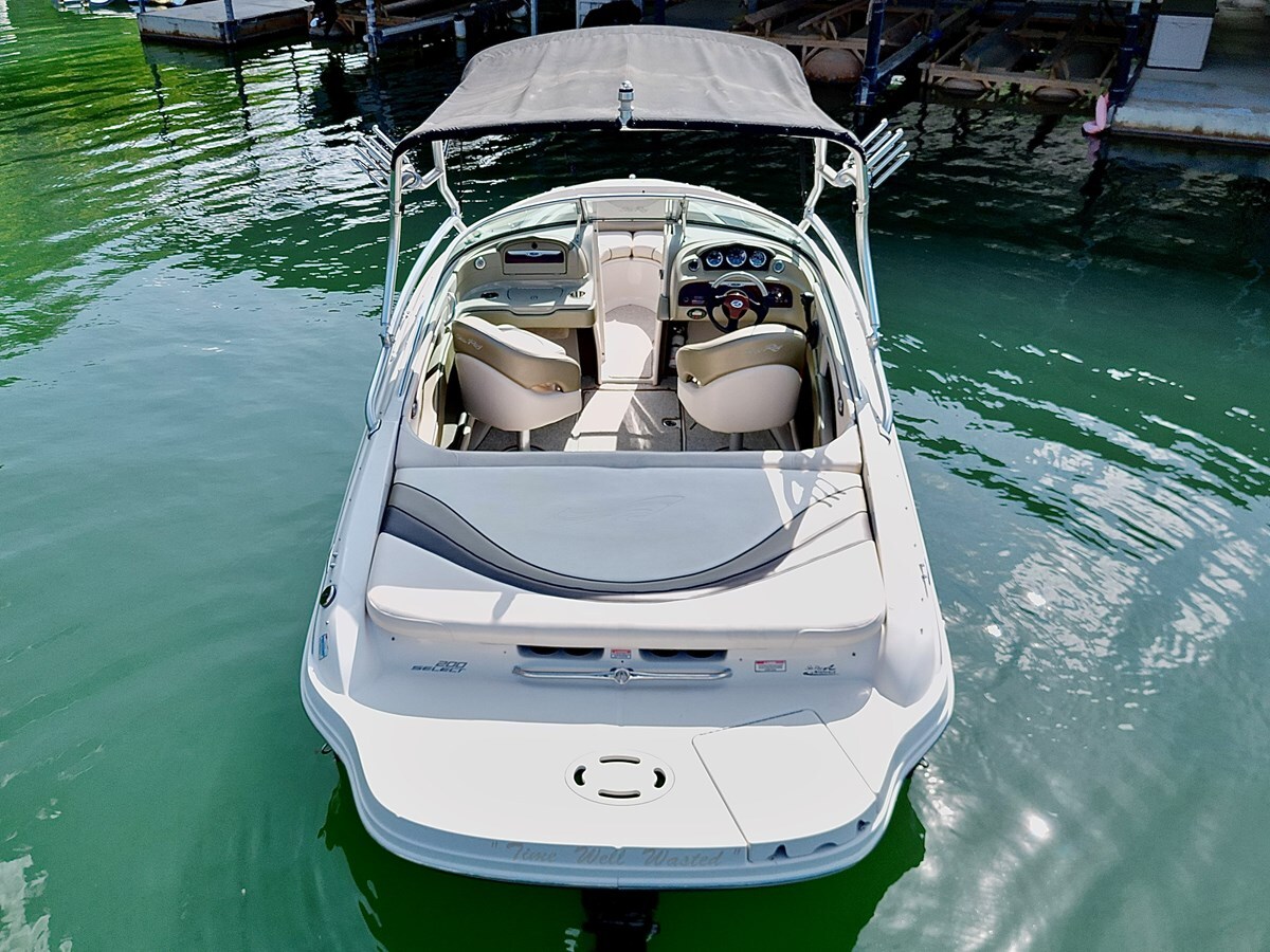2004-sea-ray-21-24d390