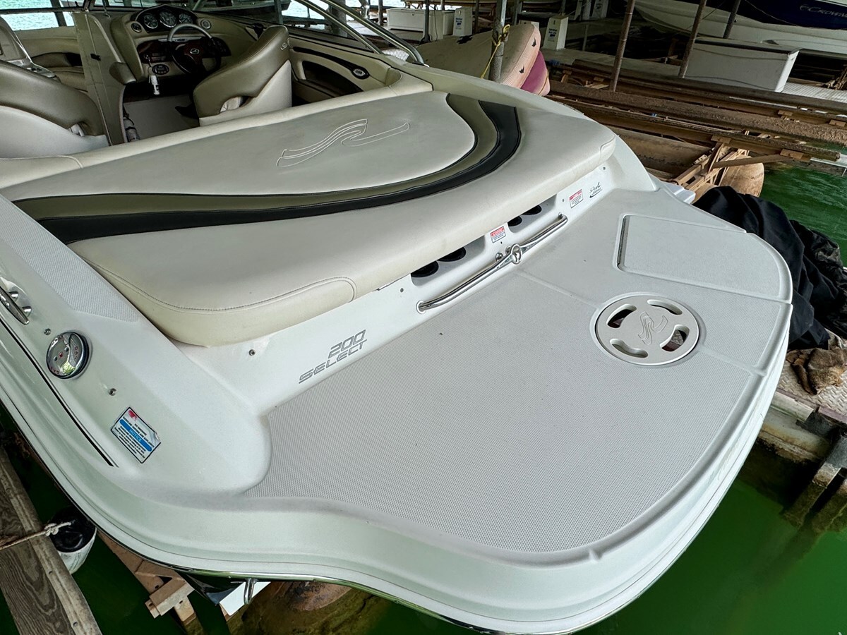 2004-sea-ray-21-24d390