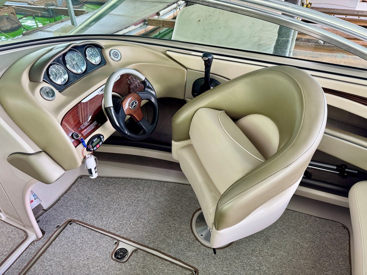 2004-sea-ray-21-24d390