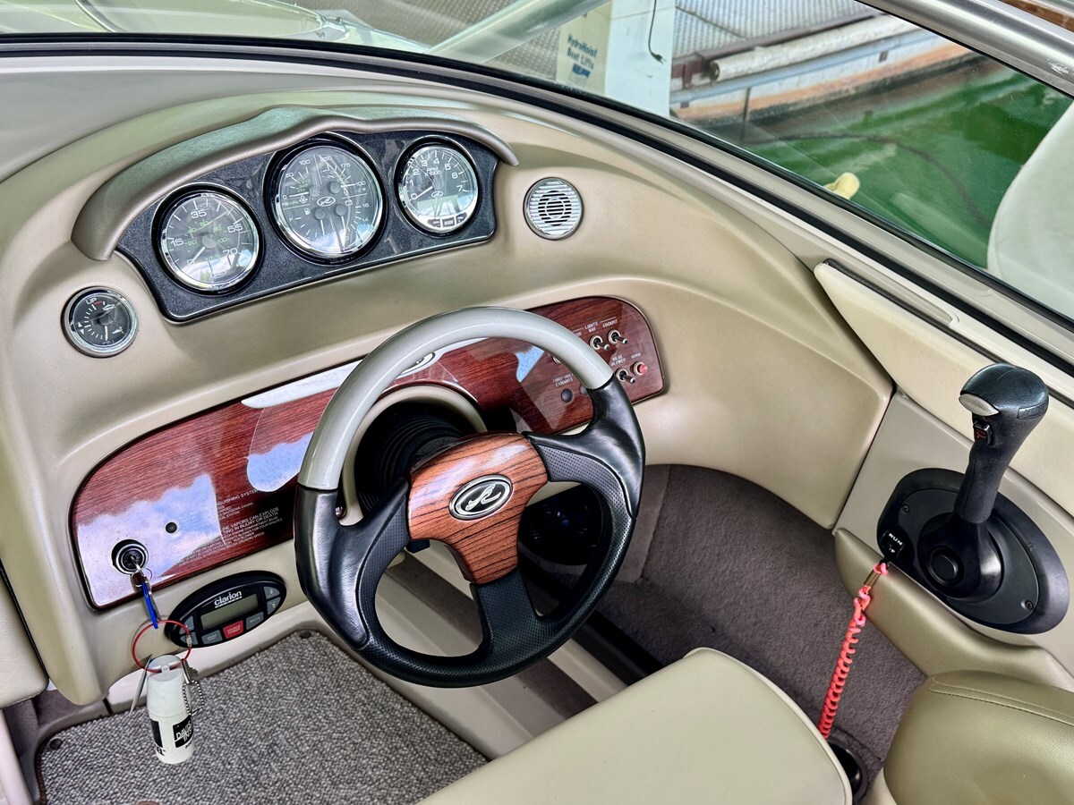 2004-sea-ray-21-24d390