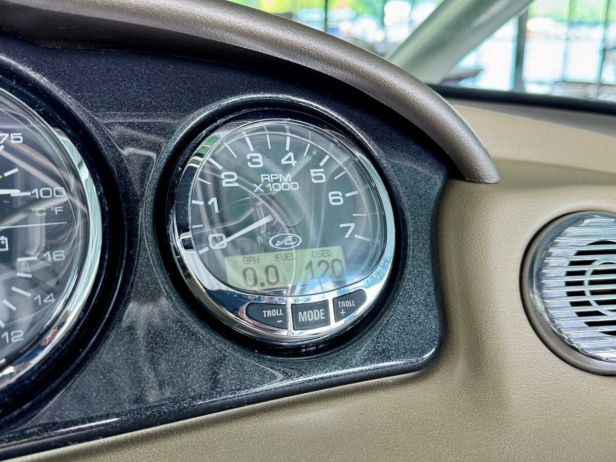 2004-sea-ray-21-24d390