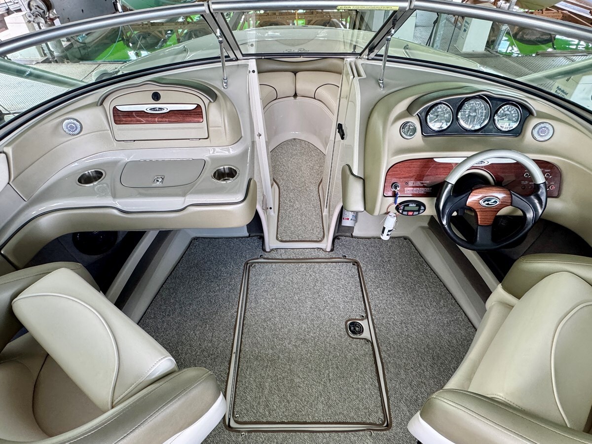 2004-sea-ray-21-24d390