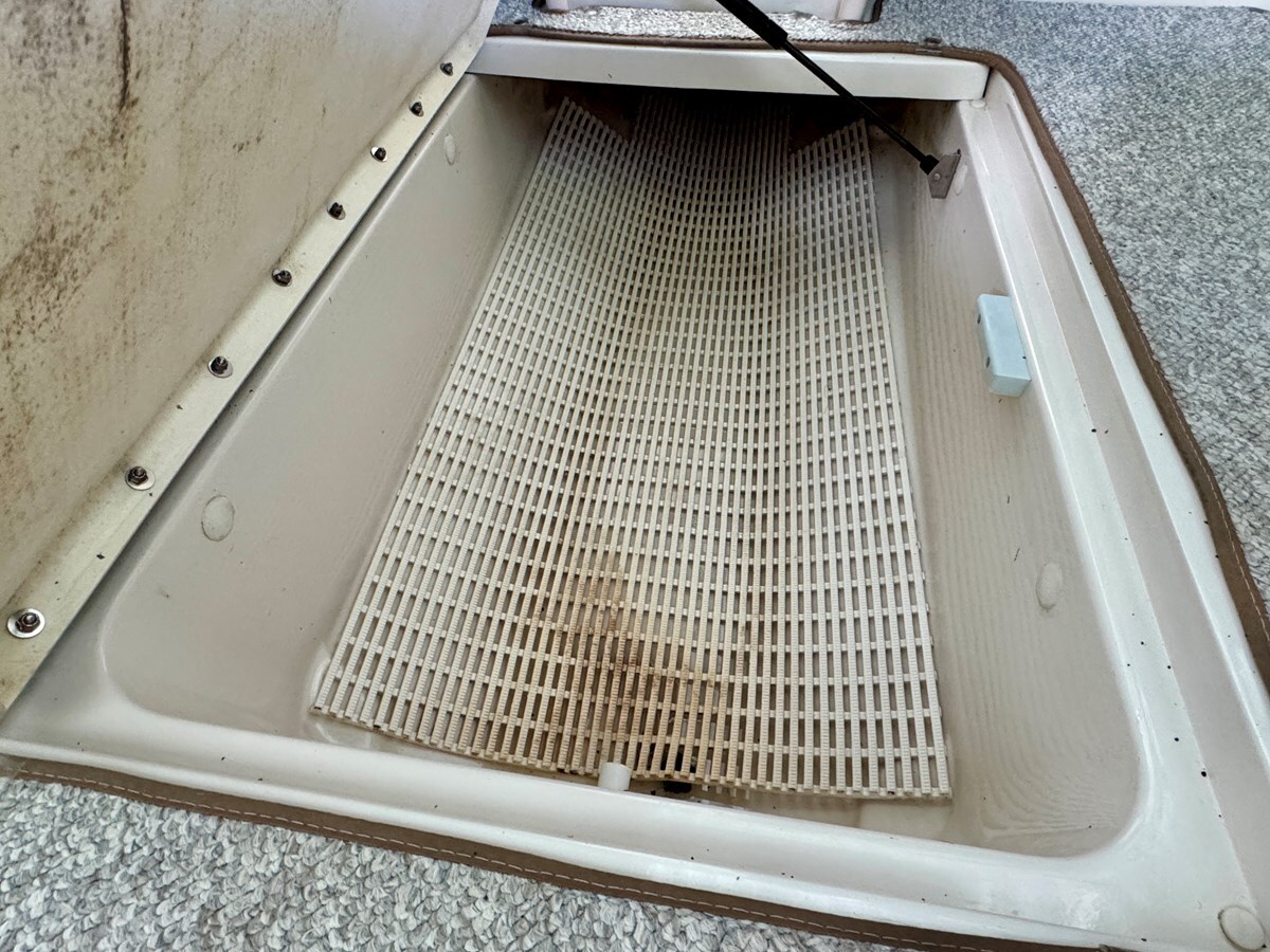 2004-sea-ray-21-24d390