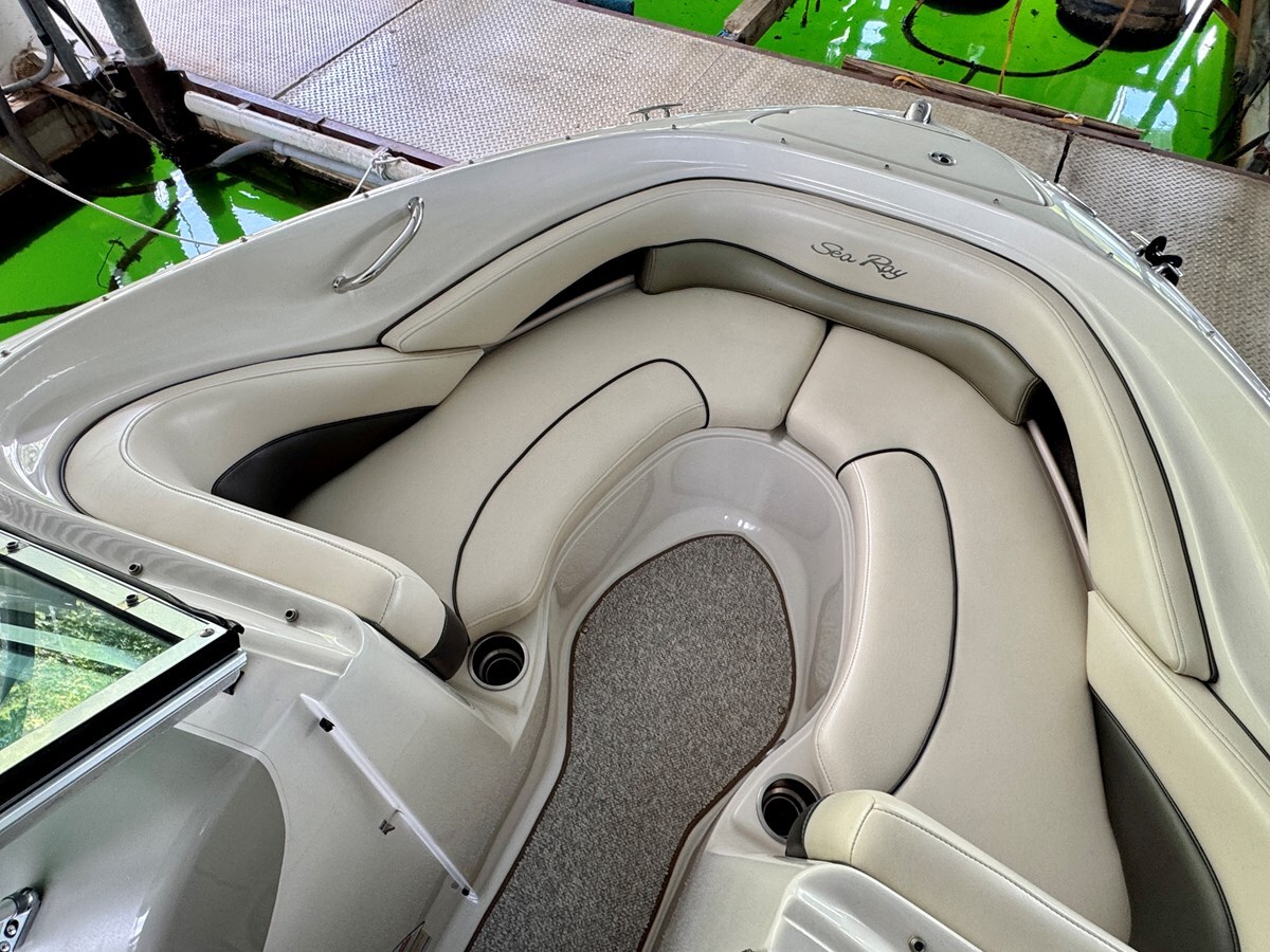 2004-sea-ray-21-24d390