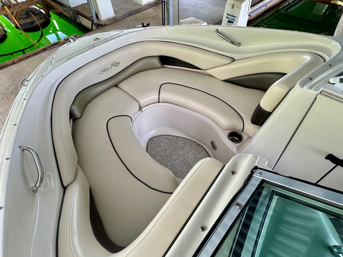 2004-sea-ray-21-24d390