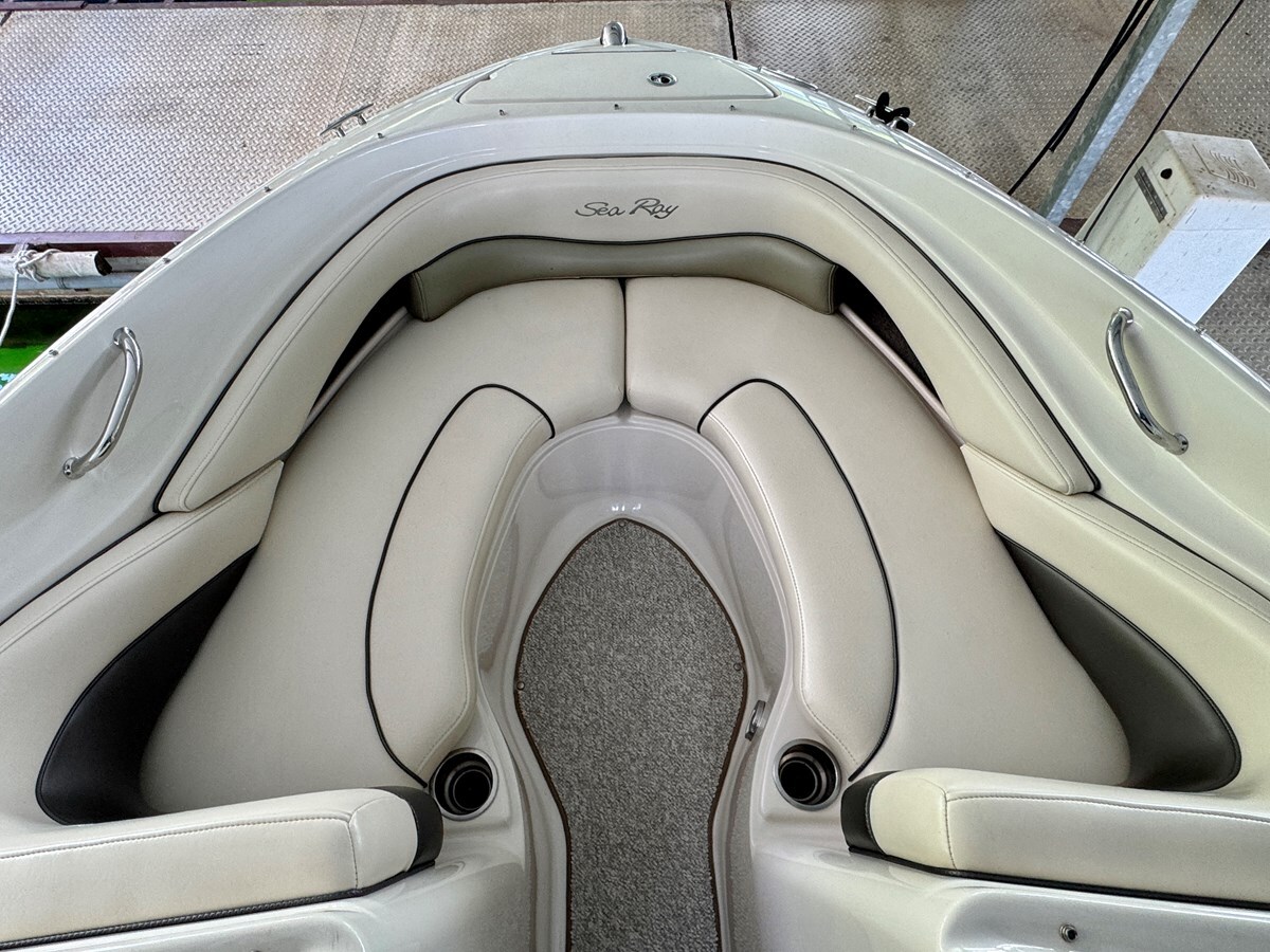 2004-sea-ray-21-24d390