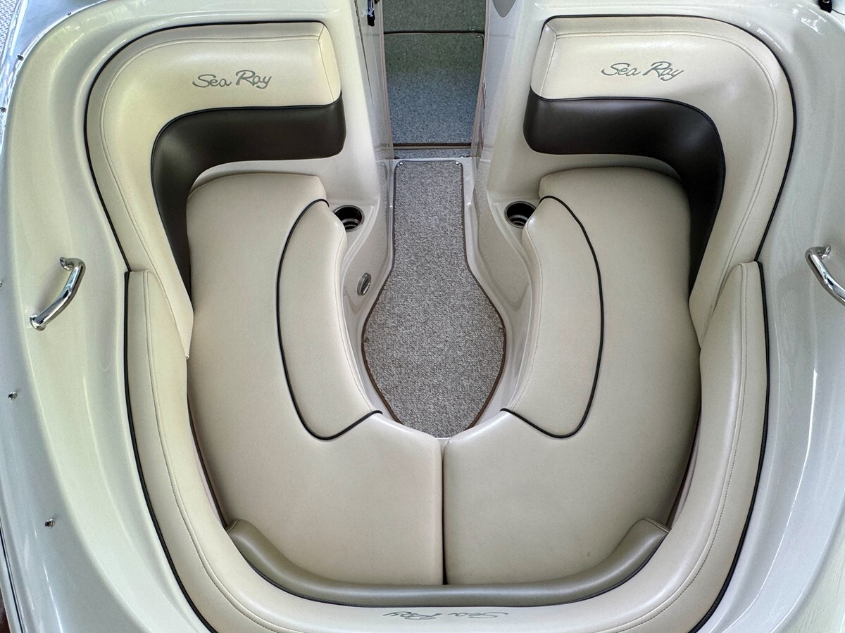 2004-sea-ray-21-24d390