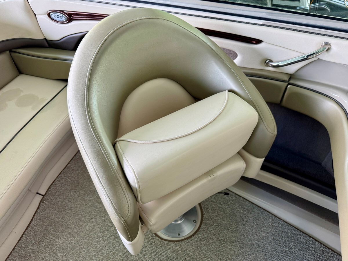 2004-sea-ray-21-24d390