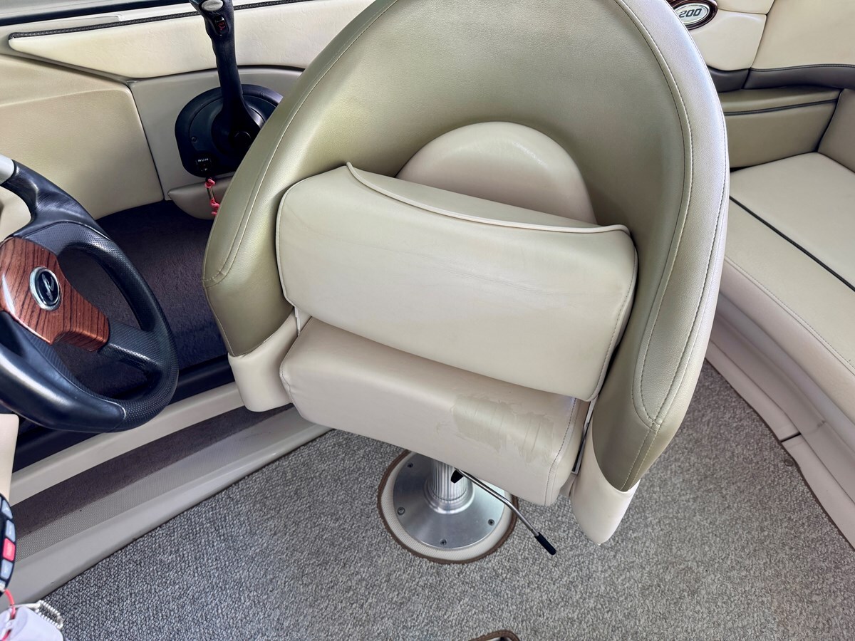 2004-sea-ray-21-24d390