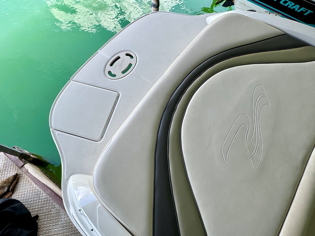 2004-sea-ray-21-24d390