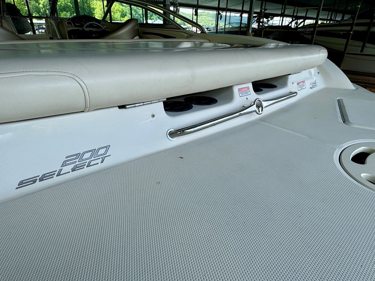 2004-sea-ray-21-24d390
