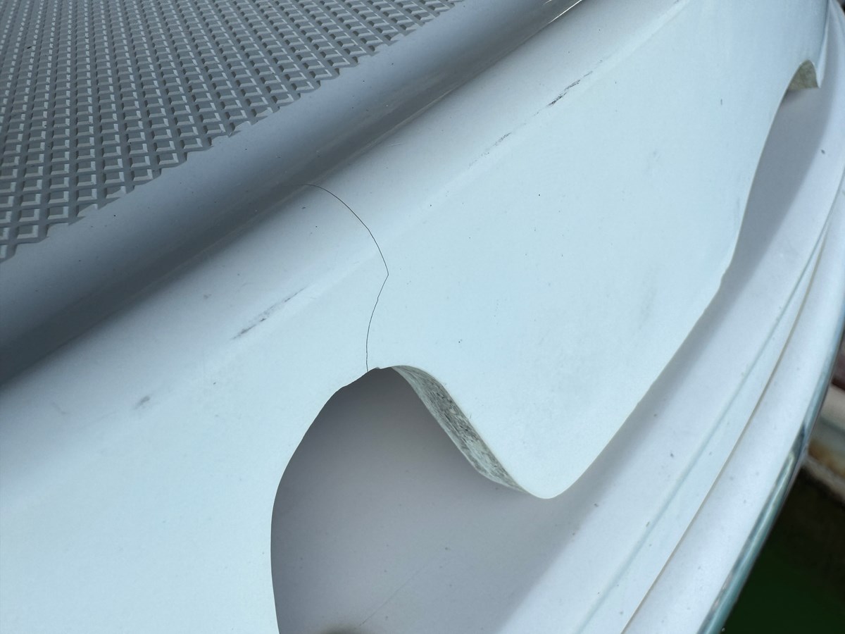 2004-sea-ray-21-24d390