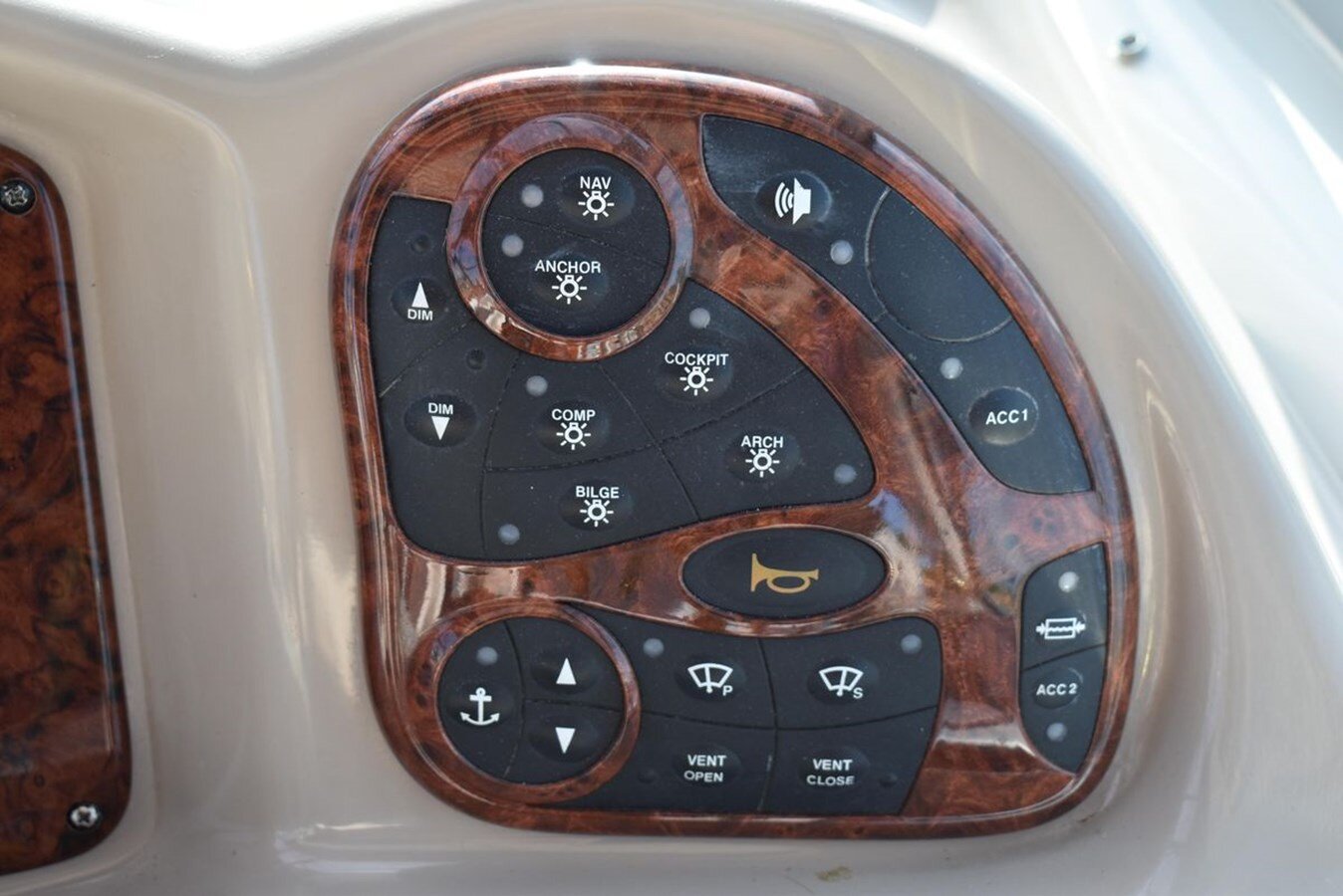 2004-sea-ray-34-ecabcf