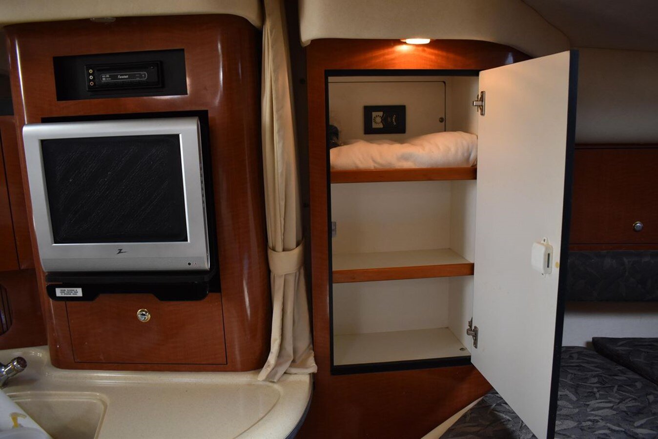 2004-sea-ray-34-ecabcf