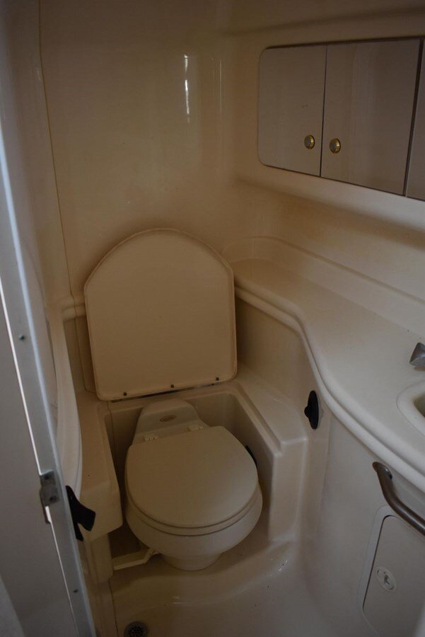 2004-sea-ray-34-ecabcf